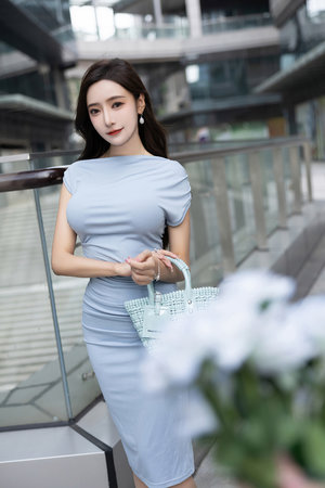 爽好舒服好紧h公交车