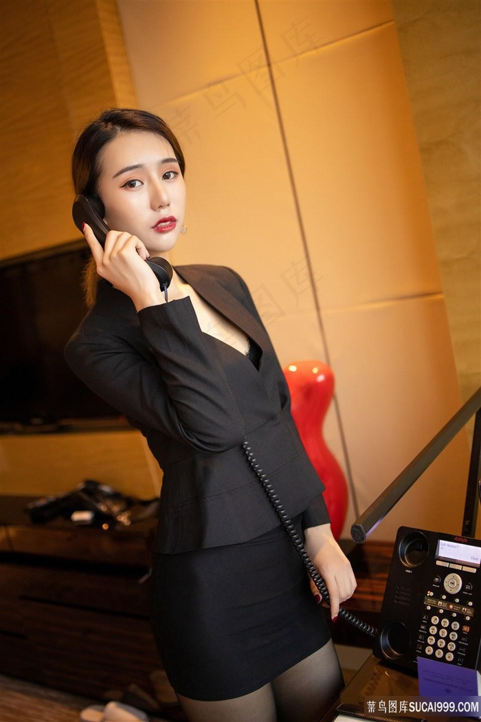 经典三级人妻第一页