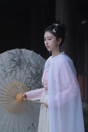 男的和女的打扑克