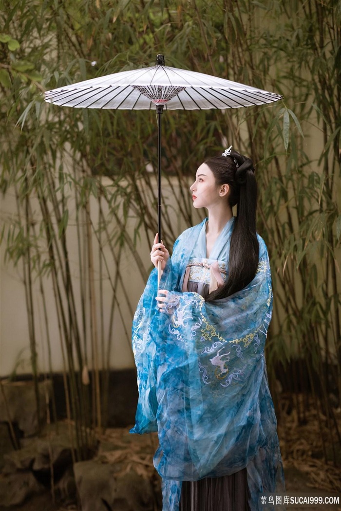 丰满老女人伦理