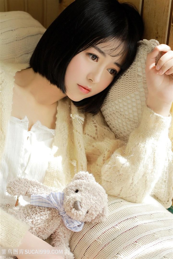 筱崎爱女教师在线播放