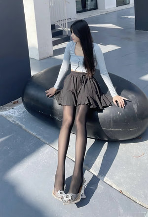 啊轻点灬太粗嗯太深了麻豆