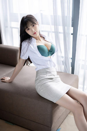 女大学生的特殊精油按摩