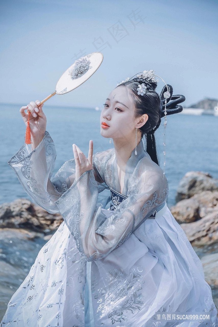 欧美亚洲午夜